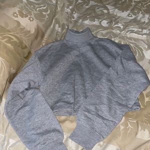 Crop top sweater
